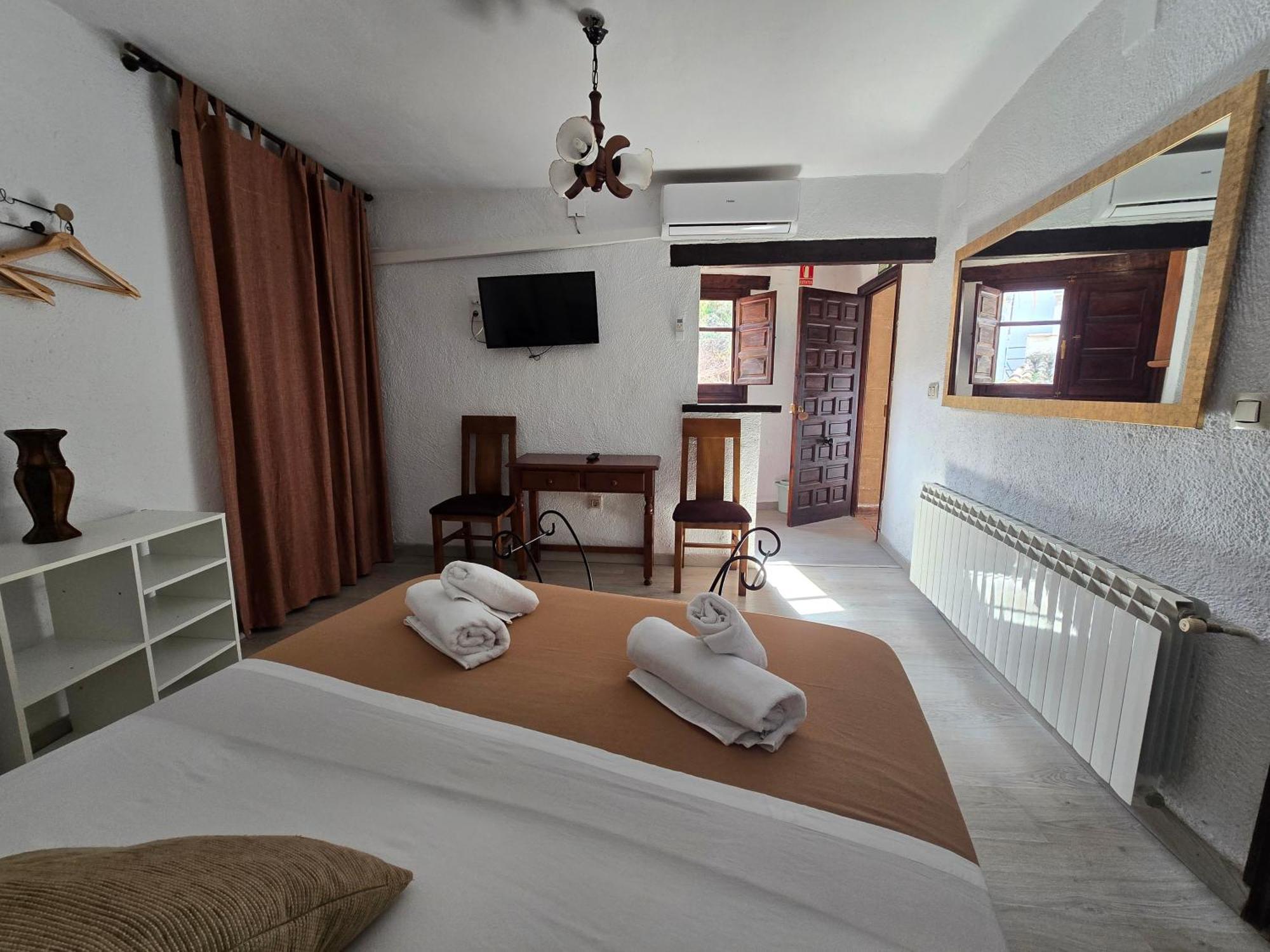 Ferienwohnung La Cueva De Juan Pedro Cazorla Zimmer foto