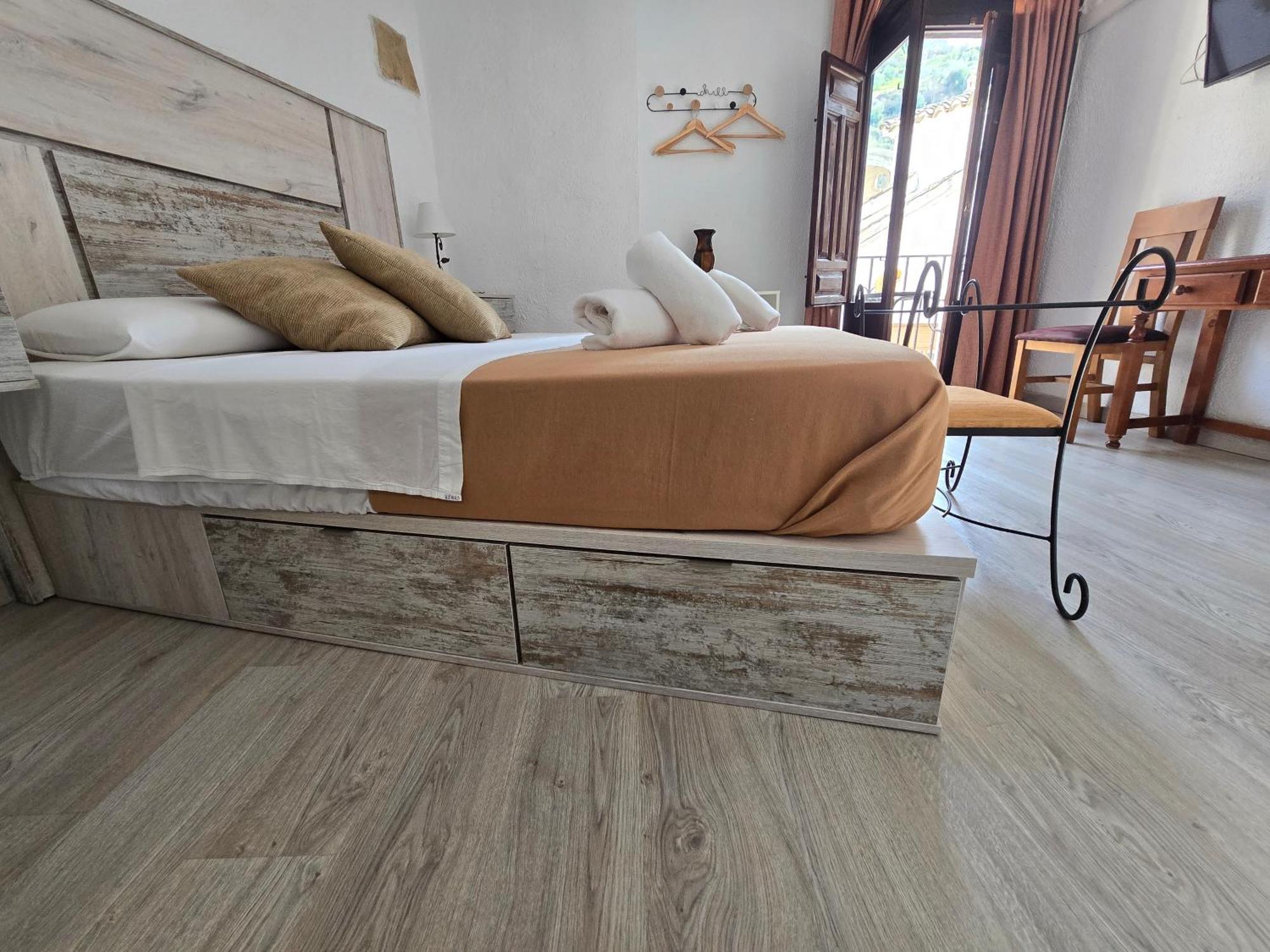 Ferienwohnung La Cueva De Juan Pedro Cazorla Zimmer foto