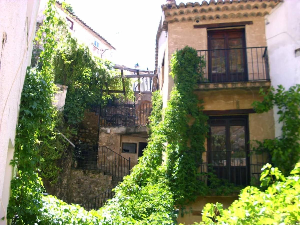 Ferienwohnung La Cueva De Juan Pedro Cazorla Exterior foto